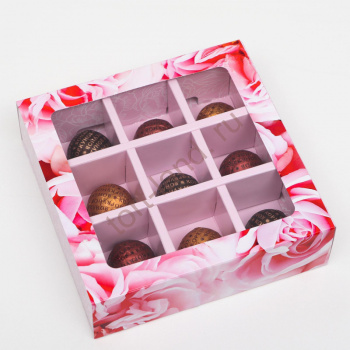 Коробка картонная с обечайкой под 9 конфет, "Пионы", розовые, 13,7 х 13,7 х 3,5 см – «Тортленд»