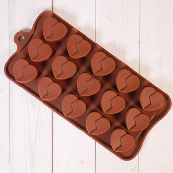 Форма силиконовая для шоколада "Сердце" (молния) 20*10 см, 15 ячеек – «Тортленд»