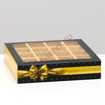 Коробка под 16 конфет "Золотой бант", 17,7 х 17,7 х 3,8 см – «Тортленд»